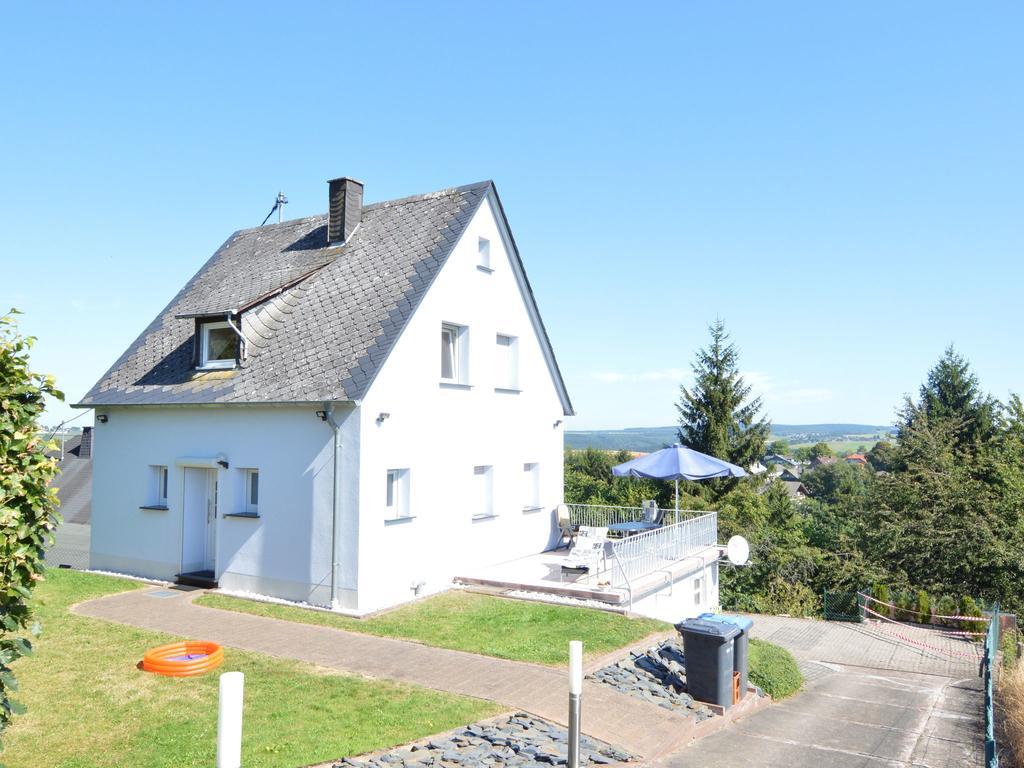 Geisfeld  Peaceful Holiday Home In Rascheid Near Forest מראה חיצוני תמונה
